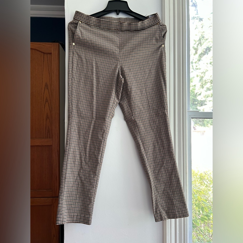 Anne Klein Brown and Black Plaid Trousers